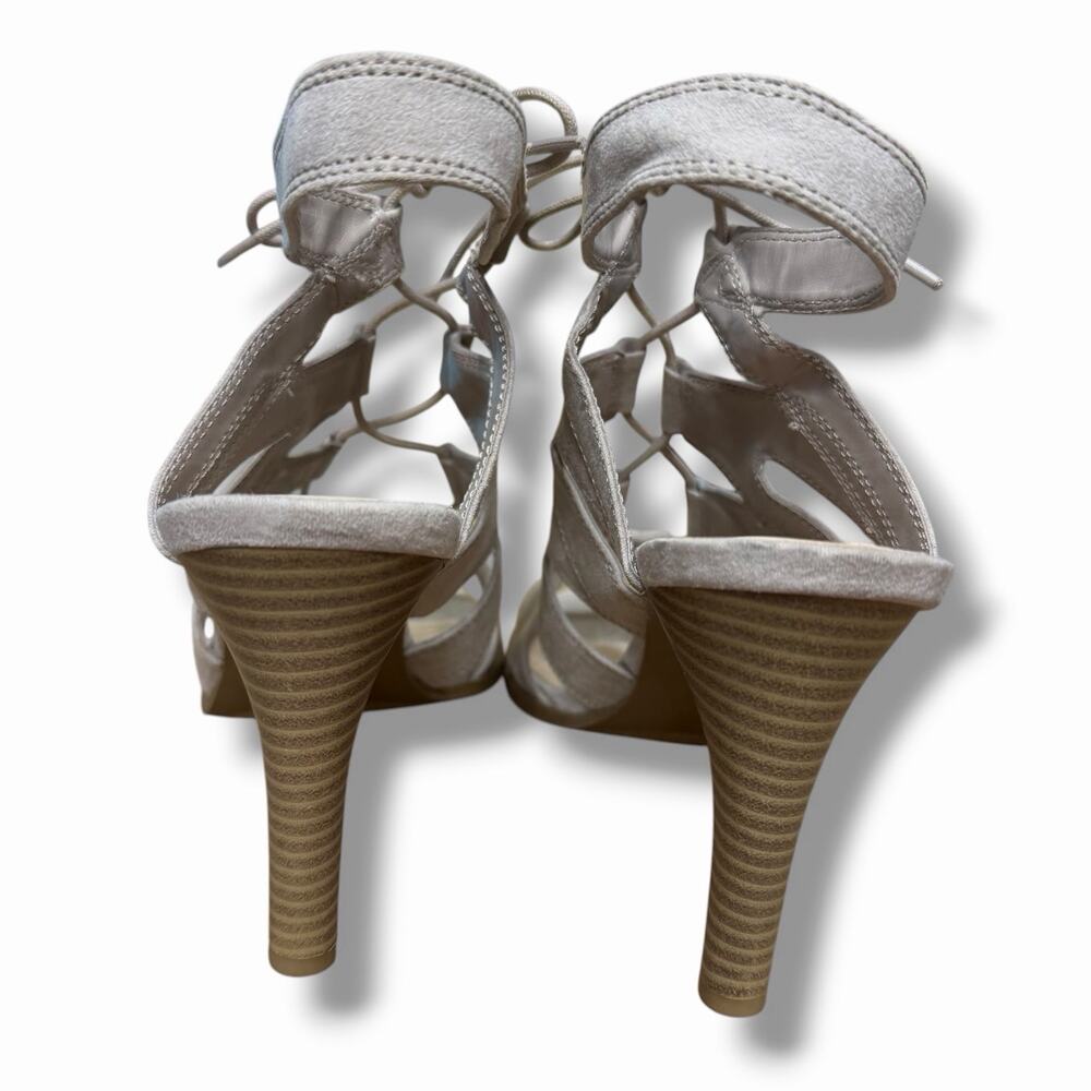 Vera Wang Sandal Heels Strappy Faux Suede Stiletto Taupe Formal Business Sz 10 - Picture 7 of 14